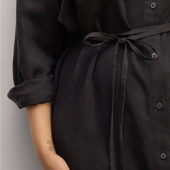 Everlane The must have Shirtdress in butterlite - Picture 3 of 6